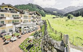 Traumhotel Alpina Superior --Yoga Und Ayurvedahotel (Adults Only)